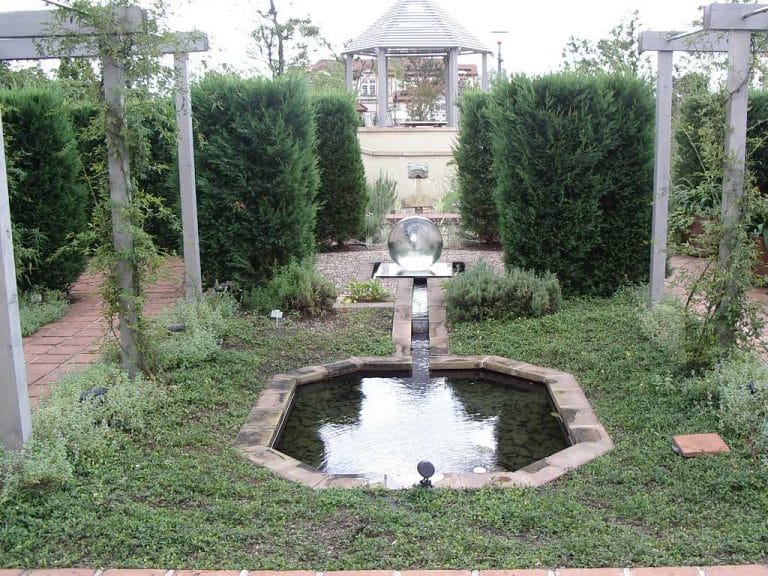 A garden in Japan, designed by Alan Titchmarsh