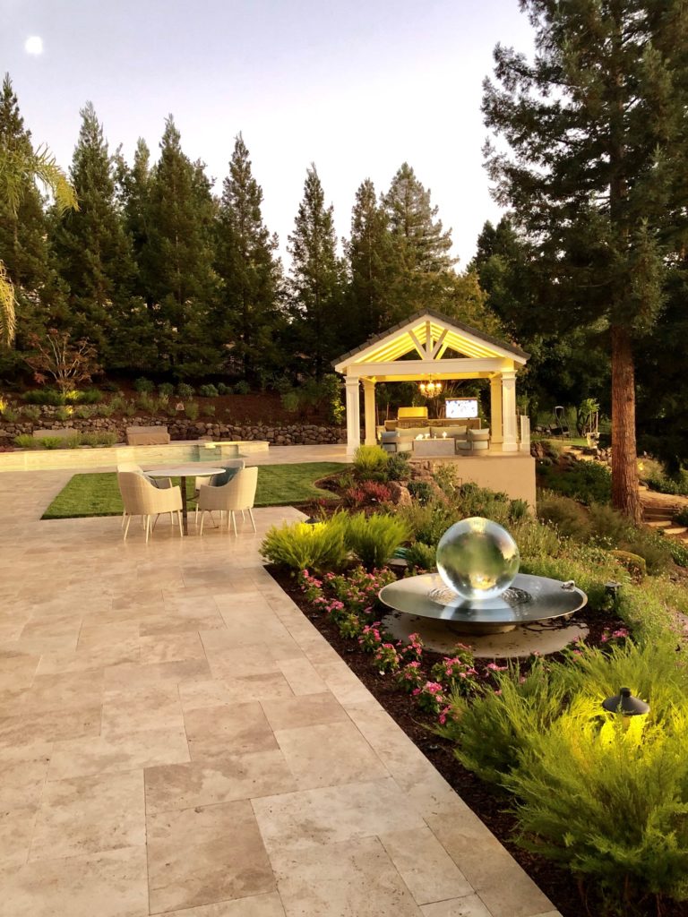 Outdoor Living with Aqualens