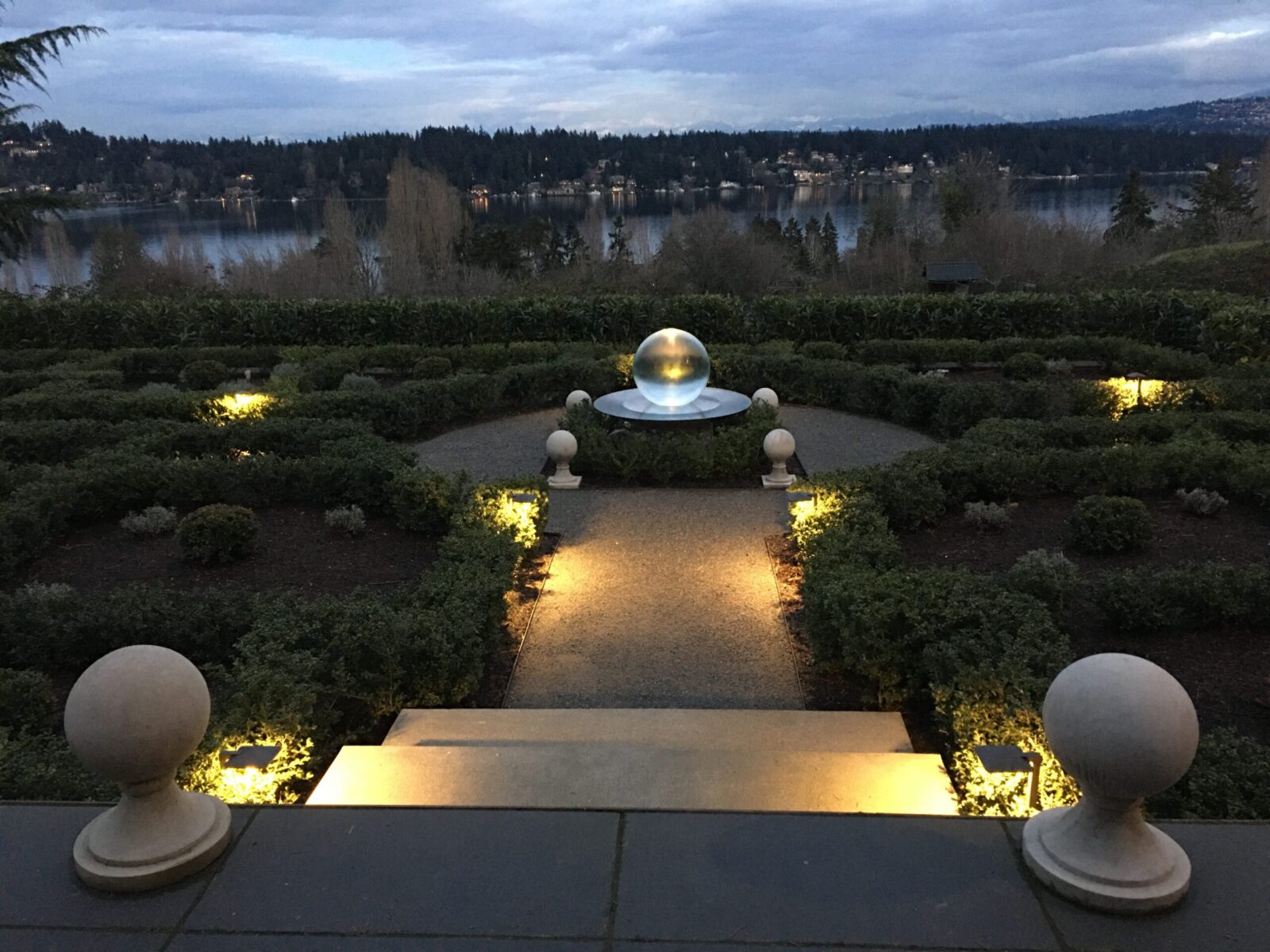 Sphere Fountain Garden